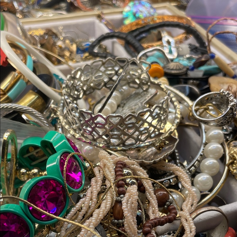 Jewelry live listing Jan 31/26